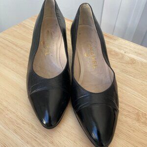 Vintage Chanel Black Leather Cap Toe Pumps - Size 38